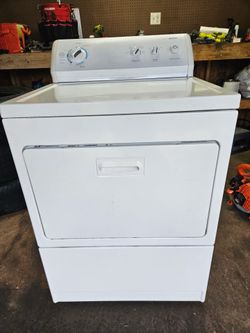Electric Kenmore 700 dryer