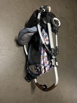with car seat adapter and cup holder Bugaboo Bee 5 stroller with car seat, adapter and cupholder