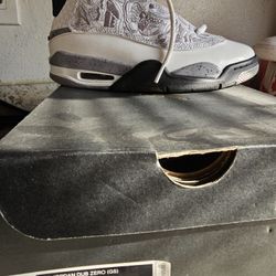 Jordan 4 Cement Dub Zero