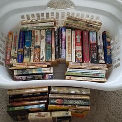 Lot Of 47 Paperback Westerns