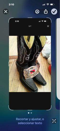 VENDO PAR DE BOTAS ESTÁN NUEVAS CINTO INCLUIDO