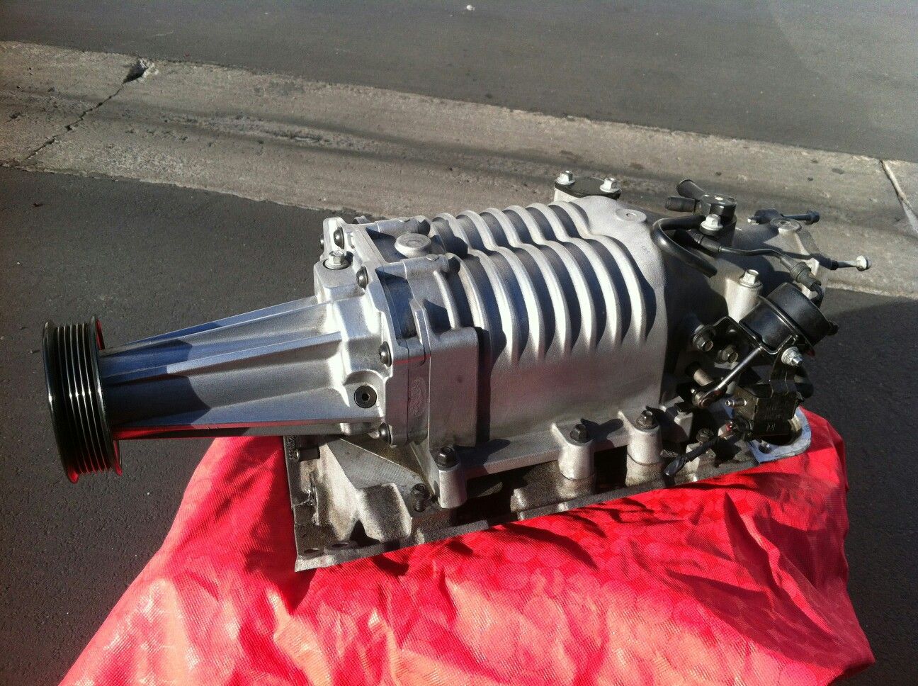 Eaton M90 Gen 5 Eaton M90 Supercharger JKEI Eaton M90 Gen 5 Eaton M90 Supercharger JKEI