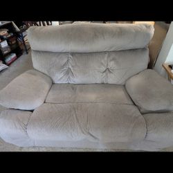 Extra wide recliner