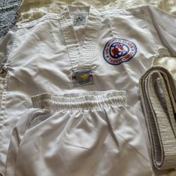  Little Kids Taekwondo Uniform Sale!