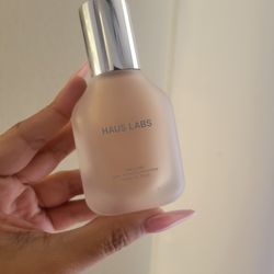 LIKE NEW HAUS LABS FOUNDATION 