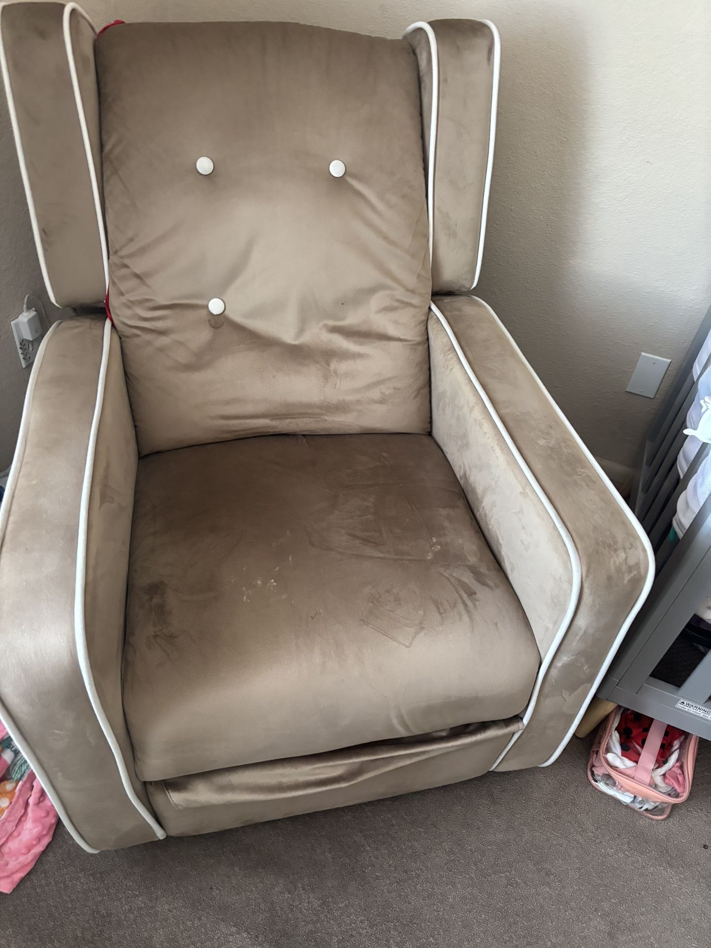 Rocking Chair(Nursery Glider)