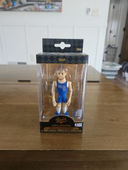 Funko Gold 2021 Luka Doncic NBA Premium Vinyl Figure Series One
