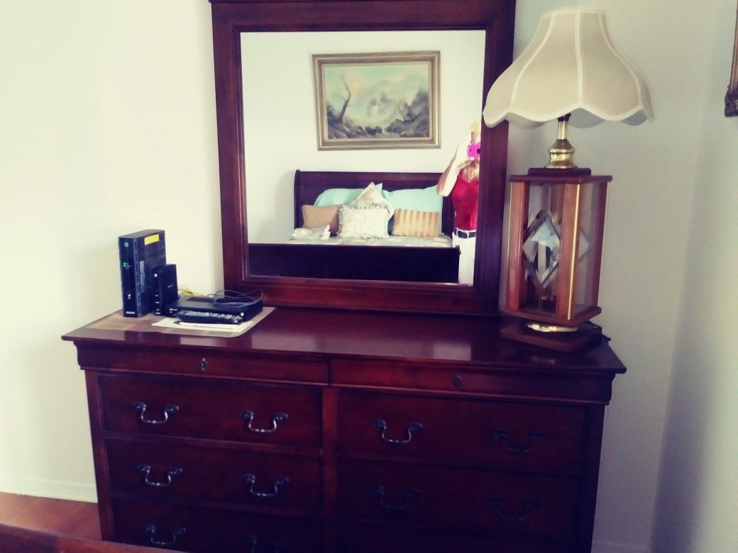 Dresser with mirror