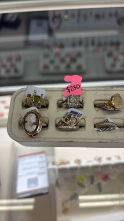 Rings 10kt And 14kt Different Prices And Sizes 