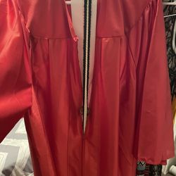 Graduation Gown With Metal And Tassel 