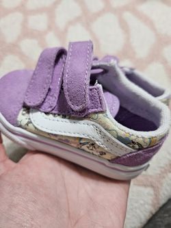 Toddler Van Shoes Size 4