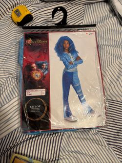 Disney Descendants 4 Chloe Charming Deluxe Kids' Costume - Size Small (4-6x)