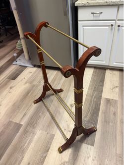 Vintage Bombay Quilt Rack
