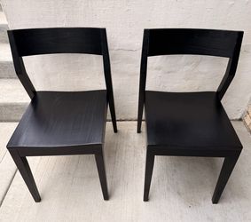 Black indoor chairs- wide seat
