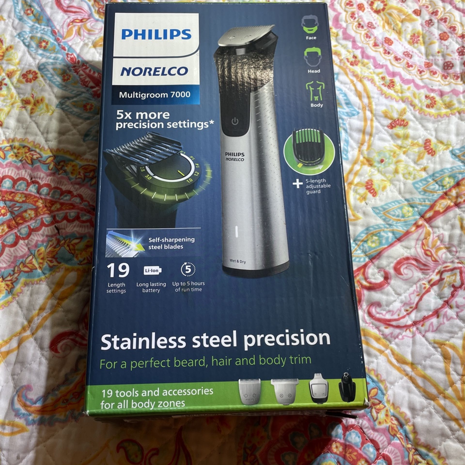 Philips Norelco Multi groom 7000