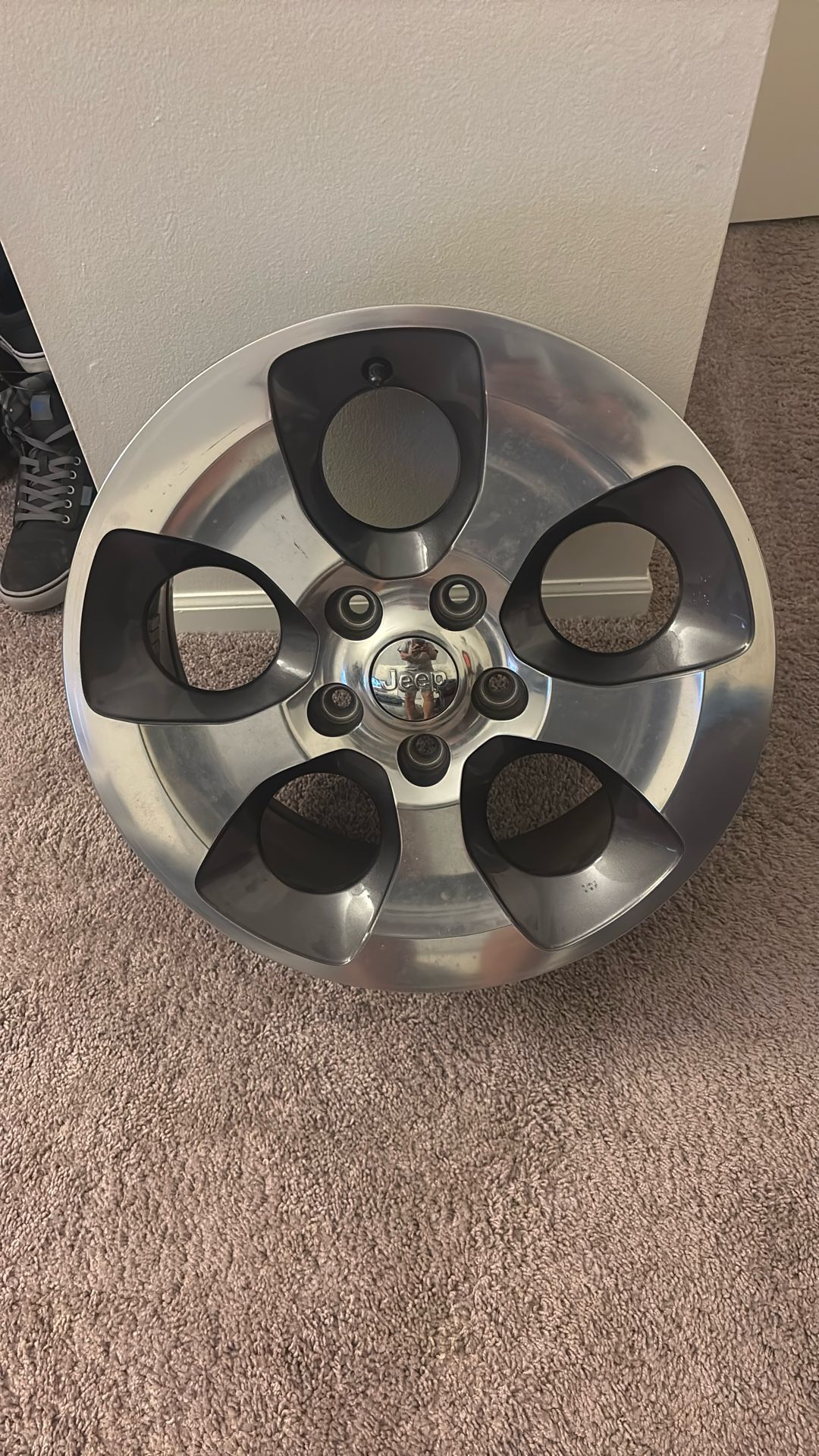 5 New 18 Jeep Wheels