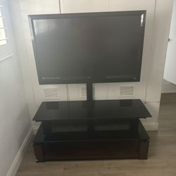 Vizio 47” Tv And Stand 