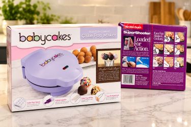 Babycakes Cake Pop Maker + Hamilton Beach Super Shooter 25