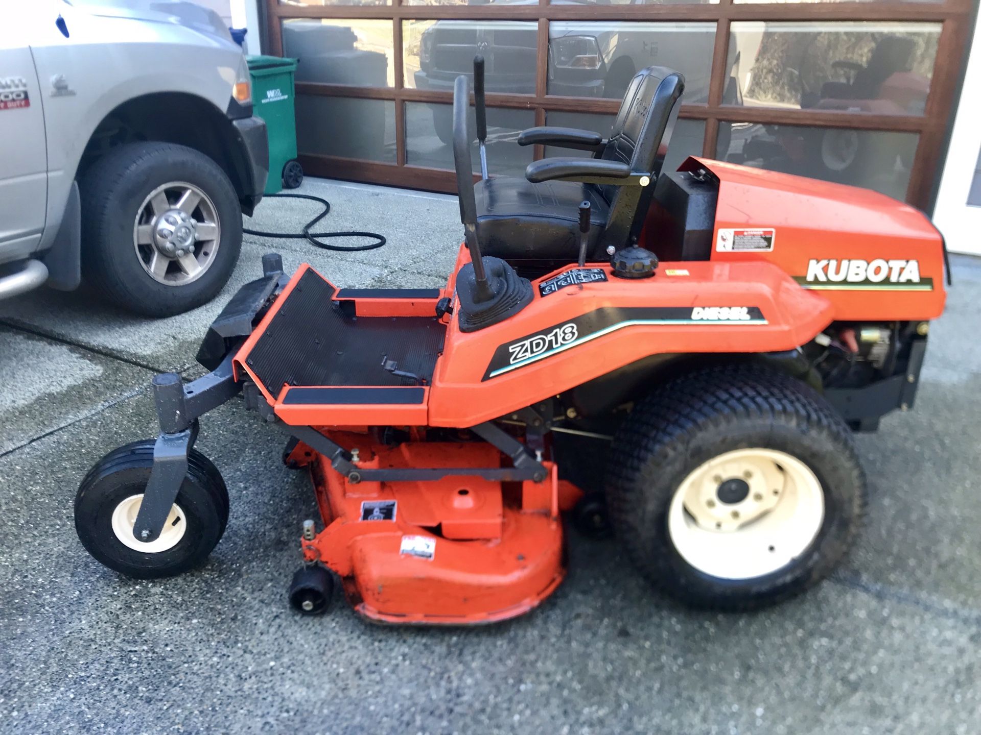KUBOTA ZD18 Diesel Mower - Zero Turn