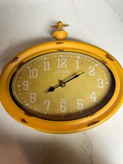 Vintage Style Distressed Yellow Oval Wall Clock