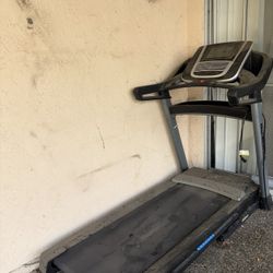 Treadmill 