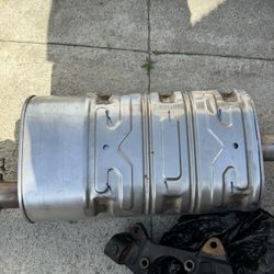 Muffler