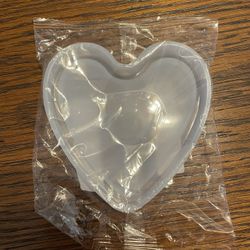 NIP Unbranded Heart Shaped Resin Mold 