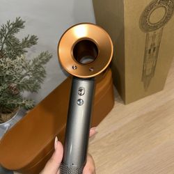 Dyson Hairdryer 