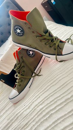 Converse Chuck Taylor All Star High Tops – Field Surplus/Bold Mandarin – Men’s Size 10 – New