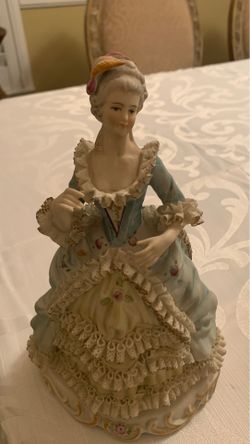 Victorian Doll made of porcelain 10”