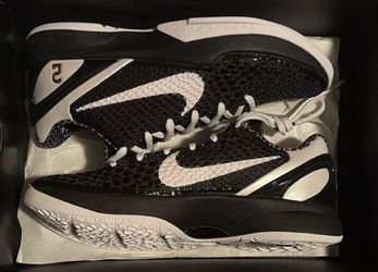 Mambacita Kobe Sweet 16 Size 8