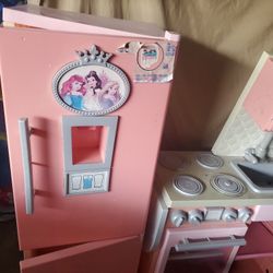toy kitchen