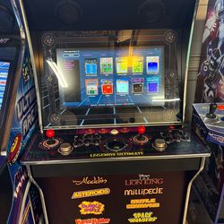 Arcade Ultimate Legends with 300 games