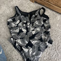Time & Tru One Piece Black White Mesh Size  1X Bathing  Swim Suit