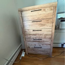 Dresser From Jordan's Furniture 