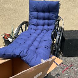 2 Church is Chair Cushion Material Polyester 