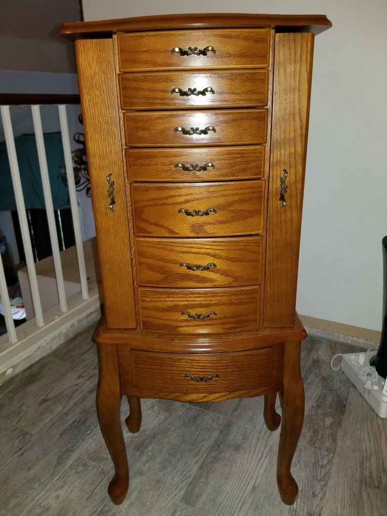 Thomas Pacconi Classics Jewelry Box