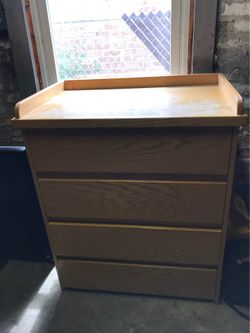 Dresser
