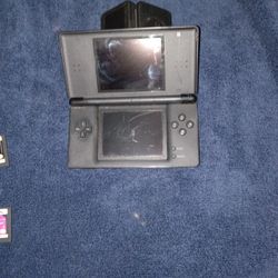 Nintendo DS LITE with games