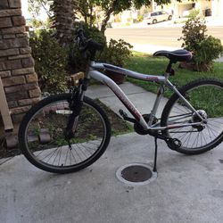 Schwinn ranger bike very good condition the seat is adjustable goes up and down