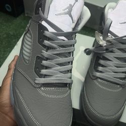 Wolf Grey Retro Jordan 5s Size 9.5