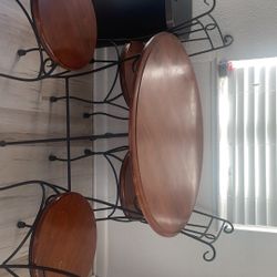 Dining Room Table And Chairs Set! 