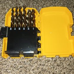 DeWalt Drill Set