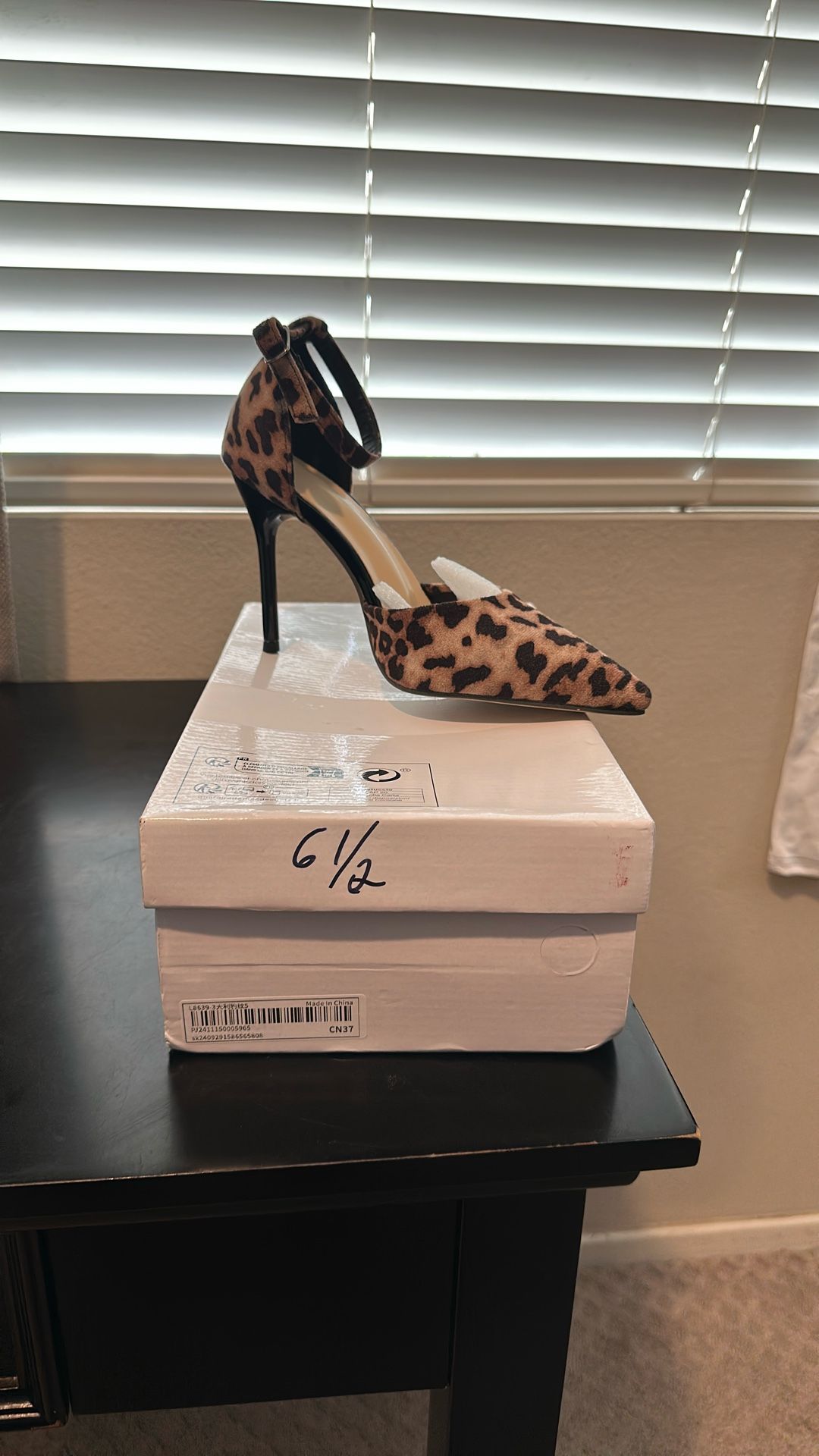 Leapord Heels