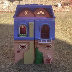 Doll House 
