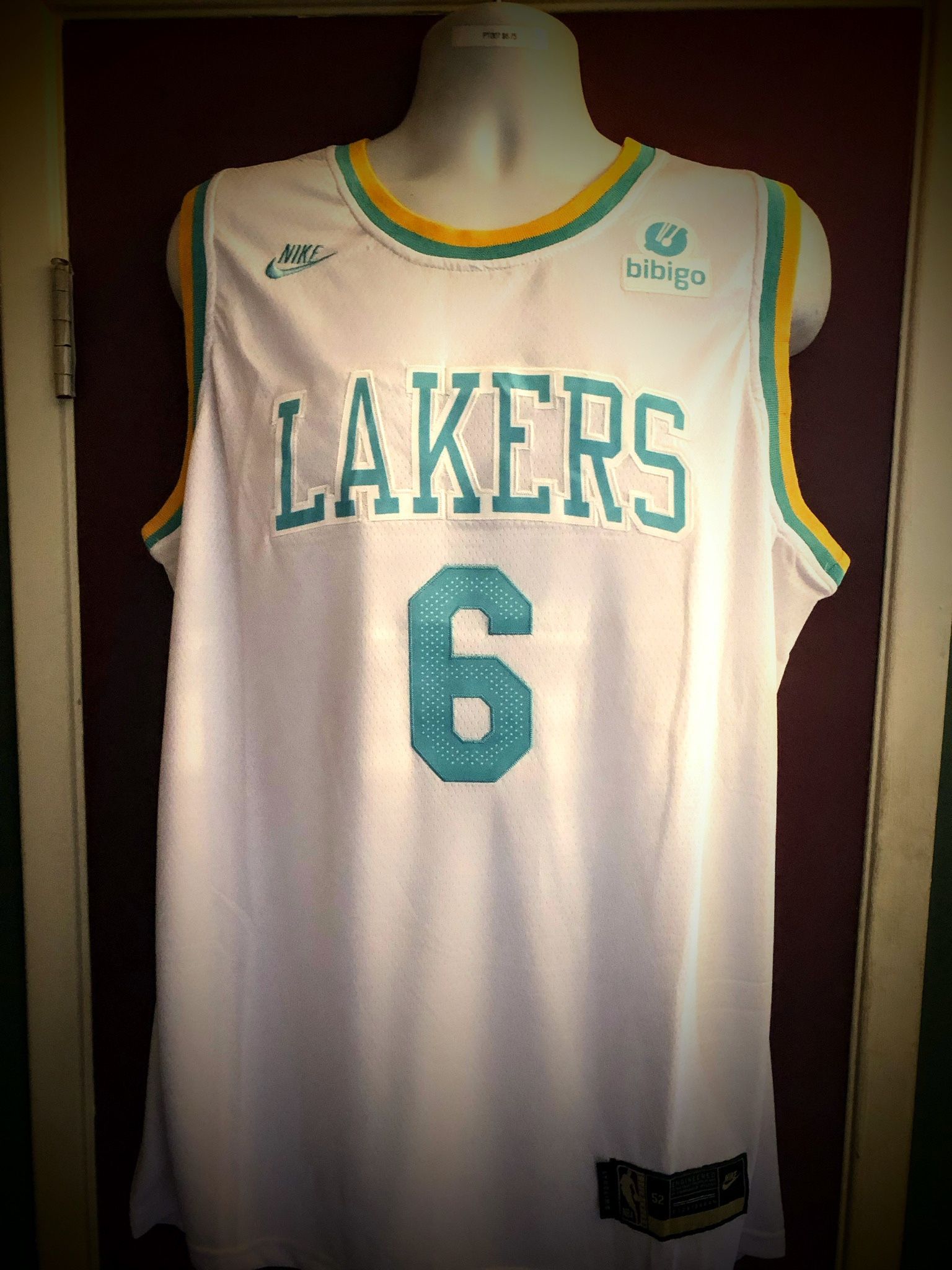 NEW Nike Lebron James #6 Los Angeles Lakers Basketaball Jersey