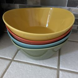 Nice Salad Bowls