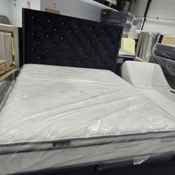 King Sizes Bed With Mattress 