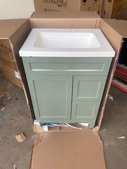 Glacier Bay Chasbury 25 in. Single Sink Palm Green Freestanding Bath Vanity with White Cultured Marble Top (Assembled)