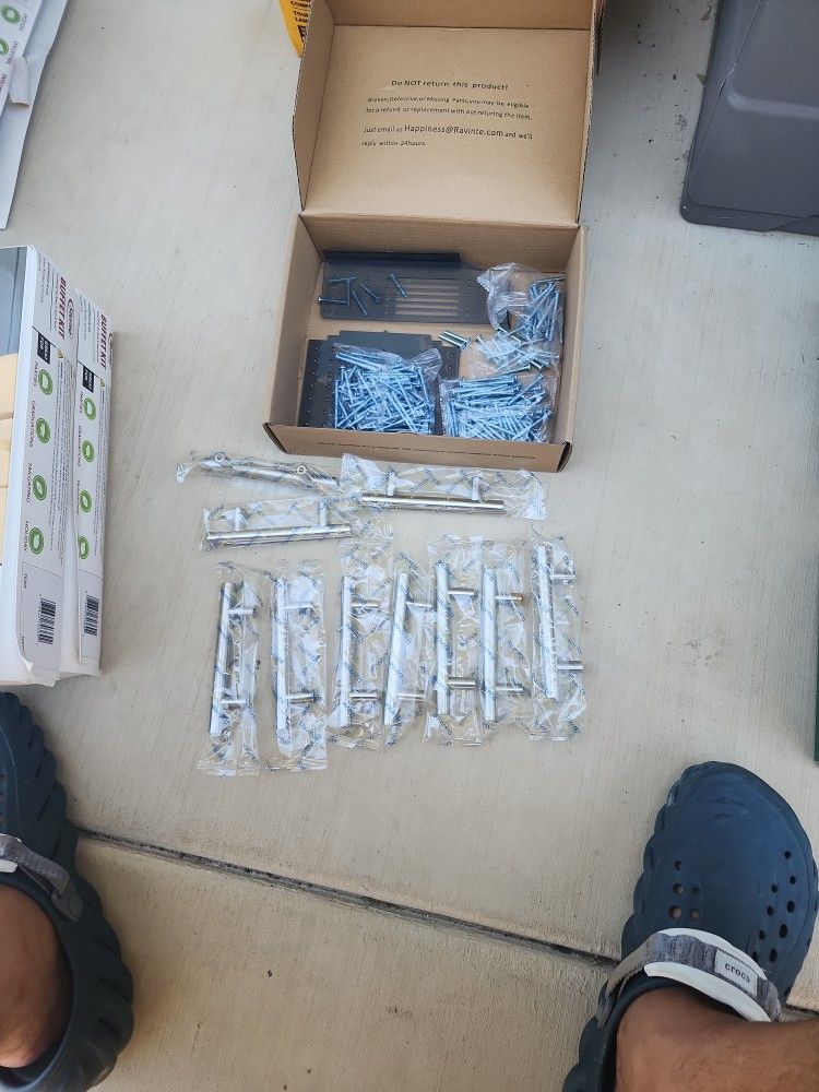 Cabinet Hardware